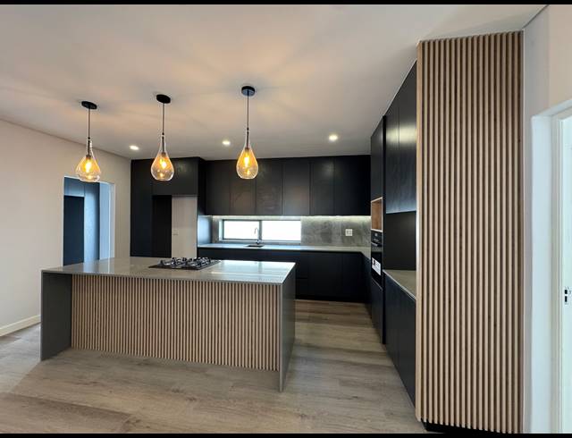 4 BEDROOM HOUSE FOR SALE IN SANDOWN